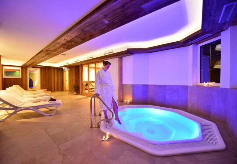 Family-oriented pleasant holiday apartment with sauna, jacuzzi & pool | Next to the ski | Pets allowed — photo 5