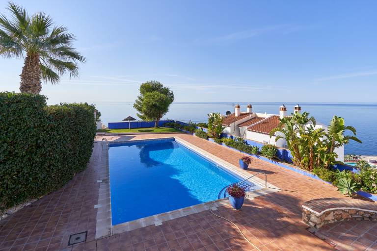 Holiday Home 'Casa Mariposa' with Sea View, Wi-Fi and Air Conditioning in Almunecar