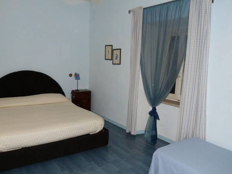 Fully equipped charming vacation home with terrace, yard & private pool | Pet-friendly — photo 5