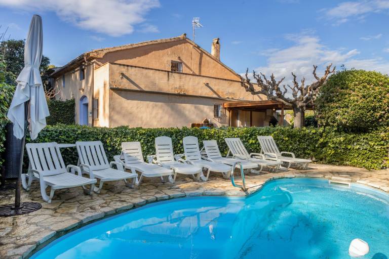 Casa  Vallirana