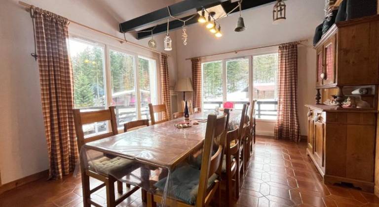 Chalet with 3 rooms for 11 persons — photo 4