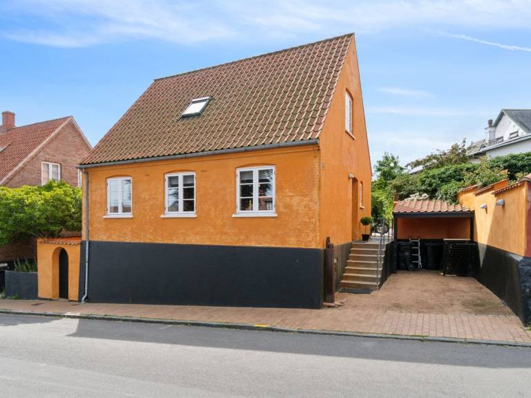 Ferienwohnung  Listed