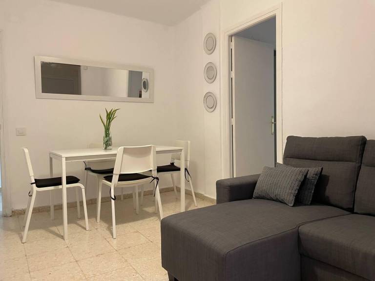 Rental apartment with 2 rooms for 4 persons — photo 3