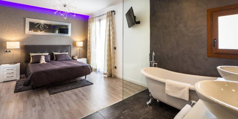 Holiday apartment with 3 rooms for 6 persons — photo 2