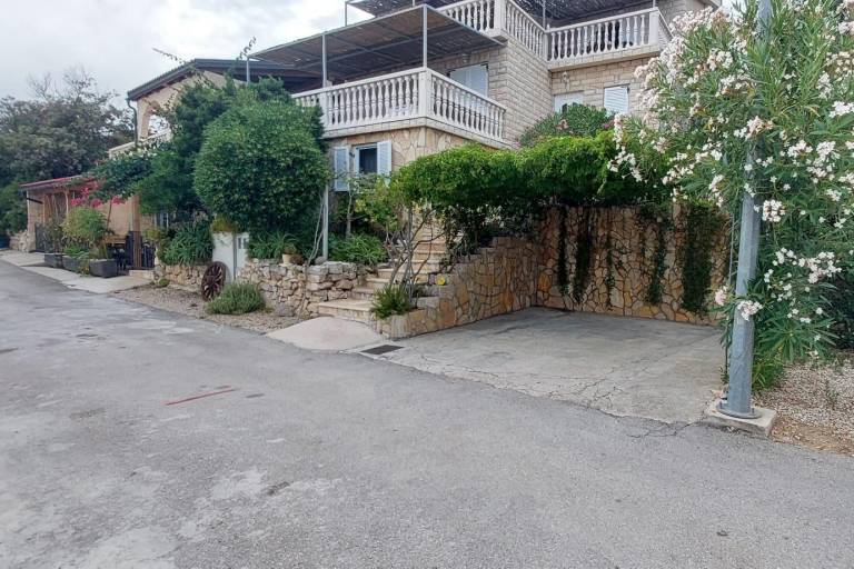 Apartma Stončica