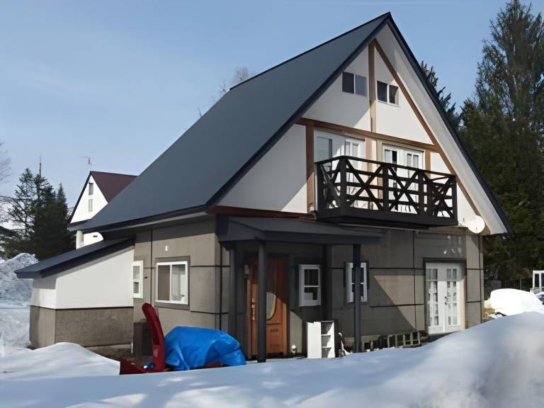 Charming chalet with garden, patio & grill | Dogs allowed in Hakuba