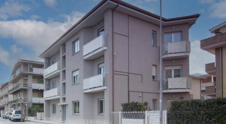 Holiday apartment with yard | Close to the beach | Pet-friendly in Alba Adriatica