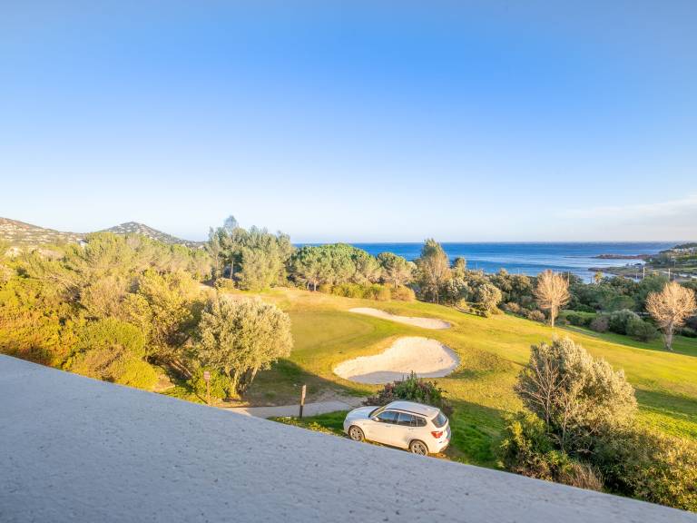 Rental apartment with garden, patio & pool | Sea view — photo 5