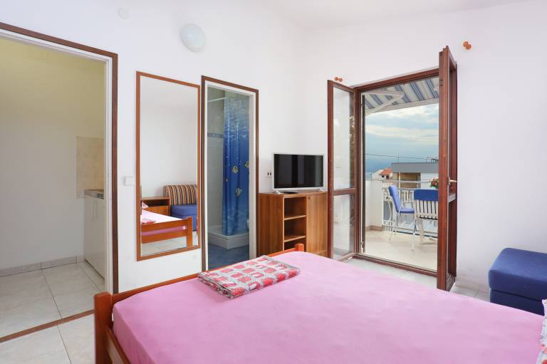 Studio flat with balcony and sea view Slatine, Čiovo (AS-13298-b) — photo 4