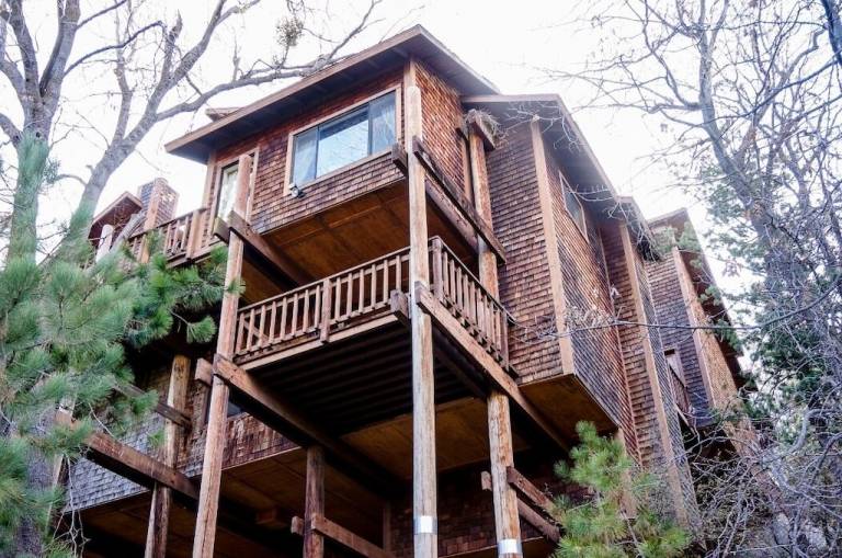 House Lake Arrowhead