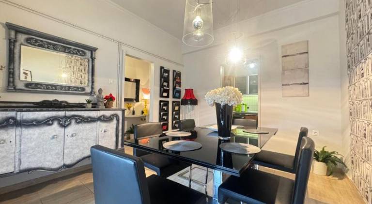 Holiday apartment with terrace & yard | Good for workation in Volos