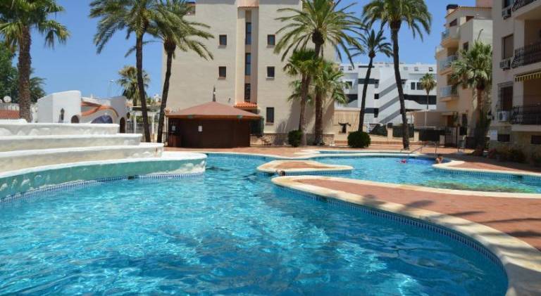 Holiday apartment with pool — photo 3