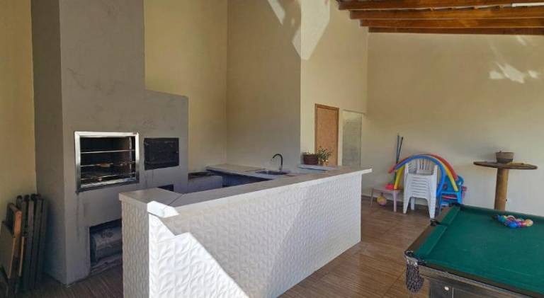 Villa with pool | Pet-friendly — photo 5