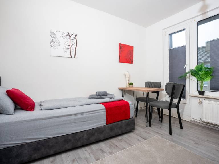 Rental apartment with patio | Suitable for remote work — photo 2