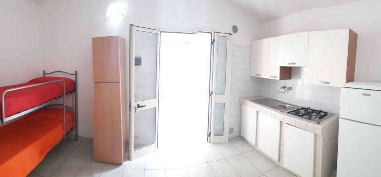 Rental apartment with yard, barbeque & terrace | Garden view — photo 4