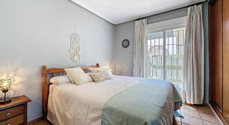 Lovely holiday apartment with pool | Pets are welcome in Playas