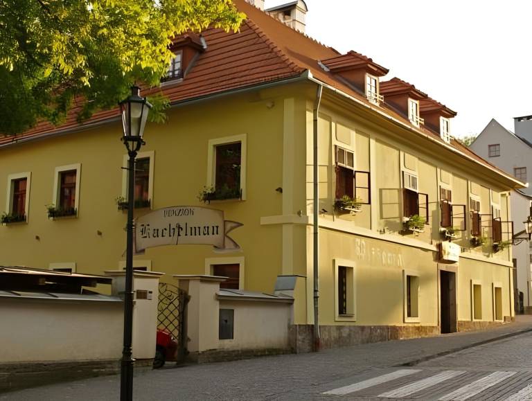 Ubytovanie s raňajkami  Sklené Teplice