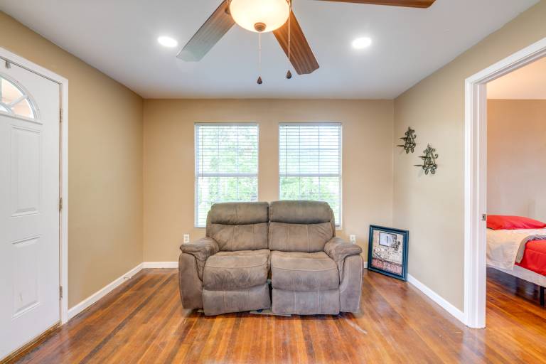 Pet-Friendly Victoria Home - Kayak, Fish & Golf! — photo 5