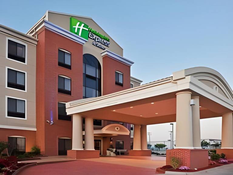 Holiday Inn Express & Suites Emporia Northwest By IHG in Emporia, KS