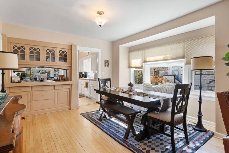 The American Dream: Historic S Mt Vernon Craftsman — photo 4
