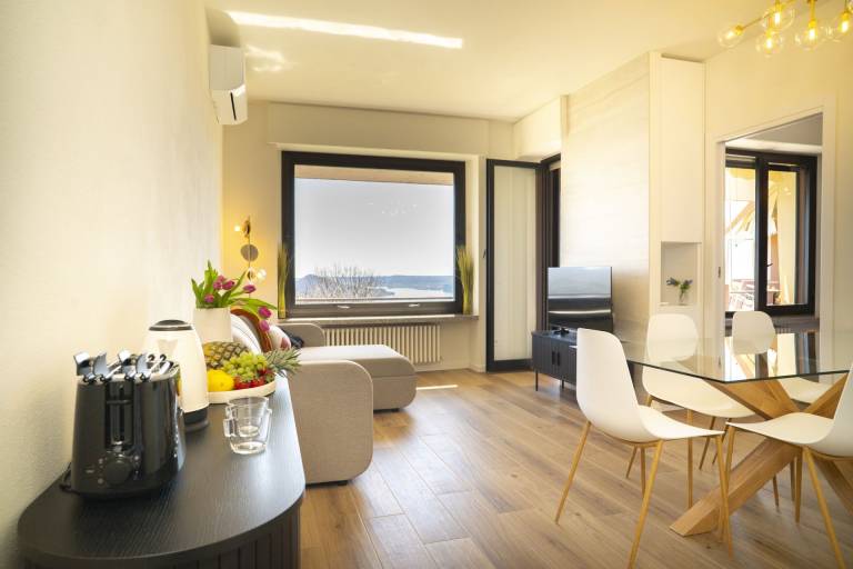 Ferienwohnung in Lesa, Lago Maggiore, Italien