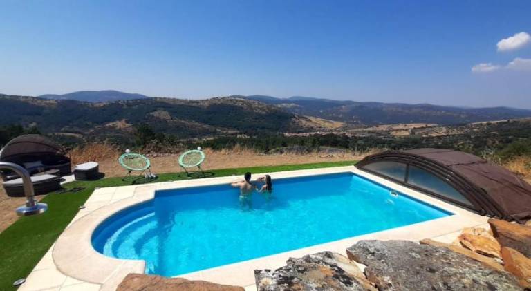 Charming villa with patio, garden & private pool | Good for workation | Pet-friendly — photo 3