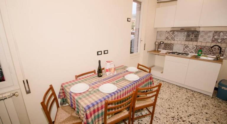 Apartment with 1 room for 6 persons — photo 4