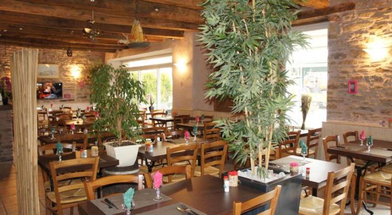Hotel Les Tilleuls de Pareloup a Salles-Curan — photo 4