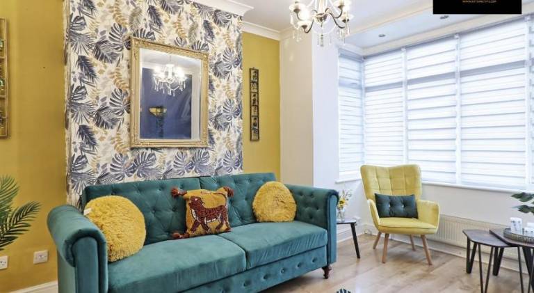 Vacation home | Pet-friendly in Leigh-on-Sea