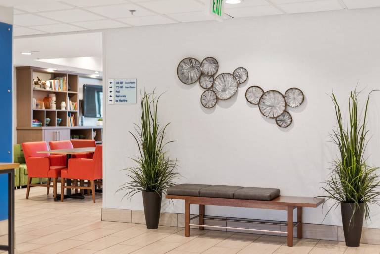 Holiday Inn Express West Valley City By IHG — photo 5