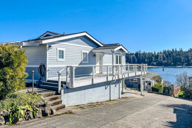 House Poulsbo