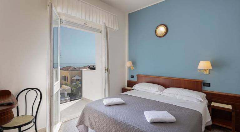 Hotel Avana Fronte Mare — photo 2