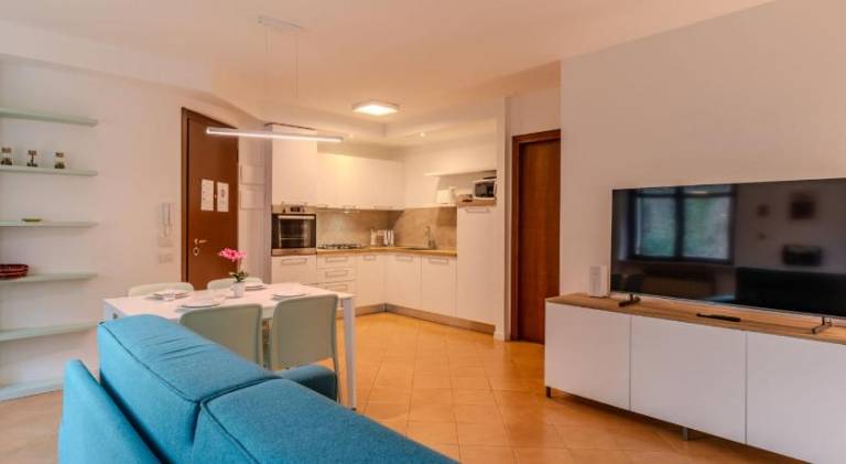 Rental apartment with 2 rooms for 6 persons — photo 2