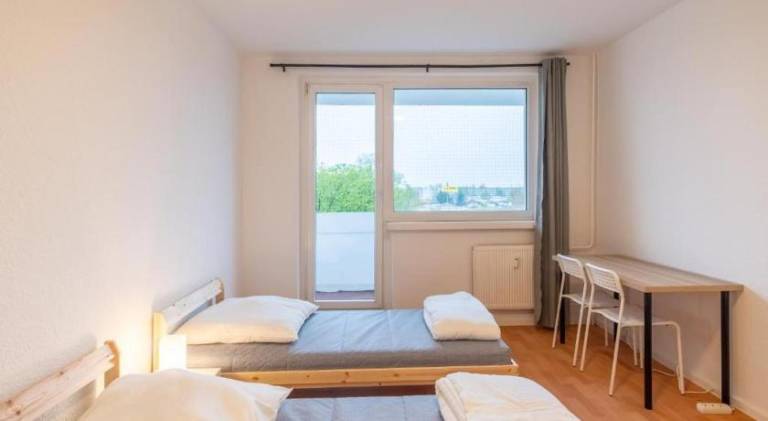Rental apartment with patio | Pet-friendly — photo 3