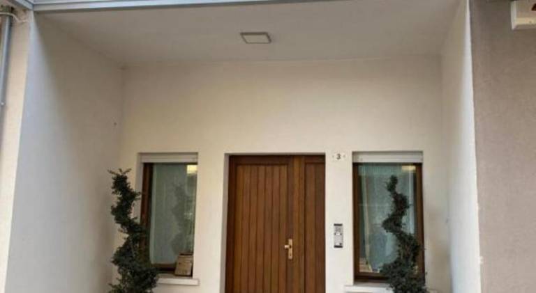 Rental apartment with terrace — photo 2