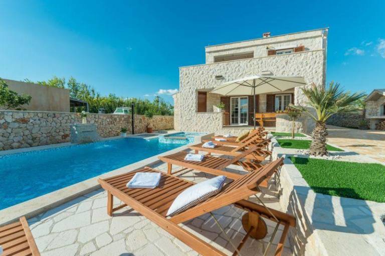 kuća Privlaka
