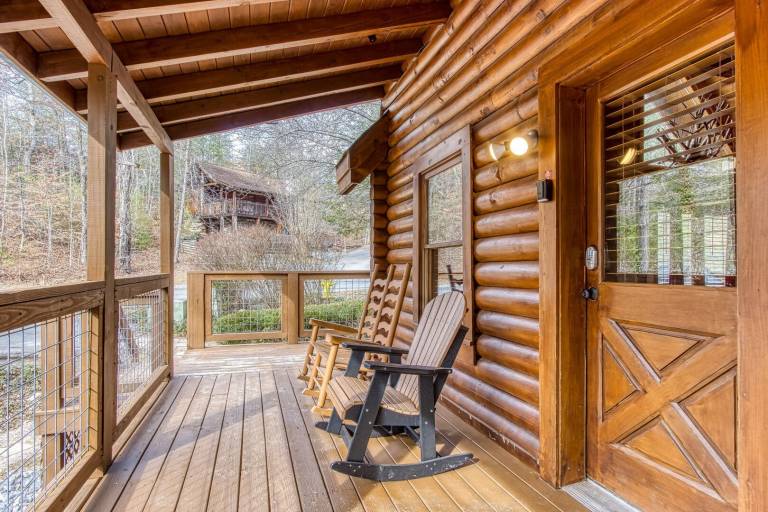 Family-oriented wonderful cabin with private pool | Pet-friendly — photo 5