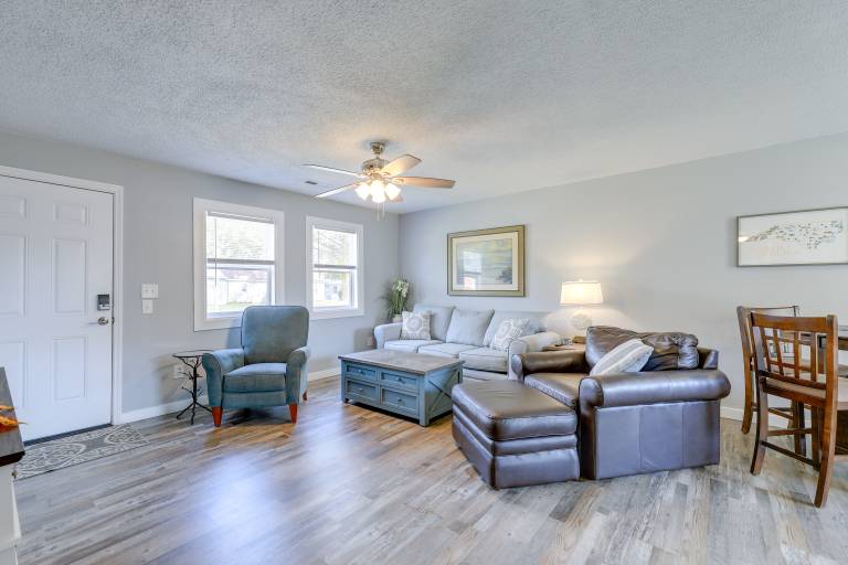 New Bern Abode w/ Yard  2 Mi to Neuse River — photo 4
