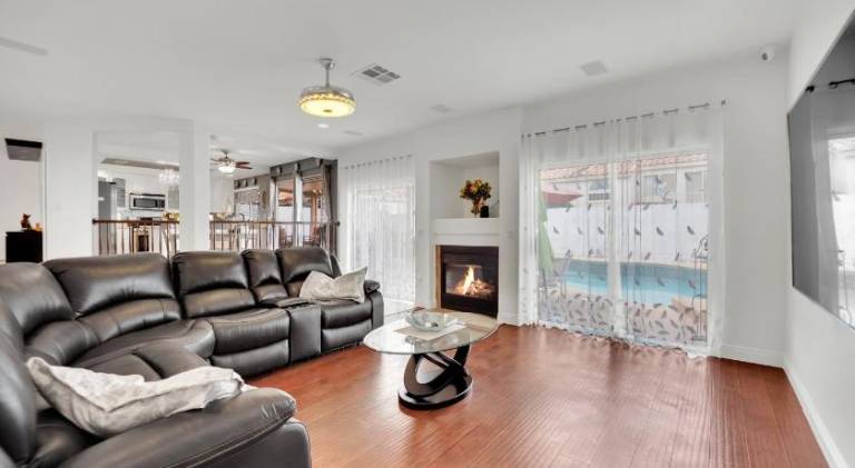 Lovely vacation home with jacuzzi & pool | Dogs allowed — photo 2