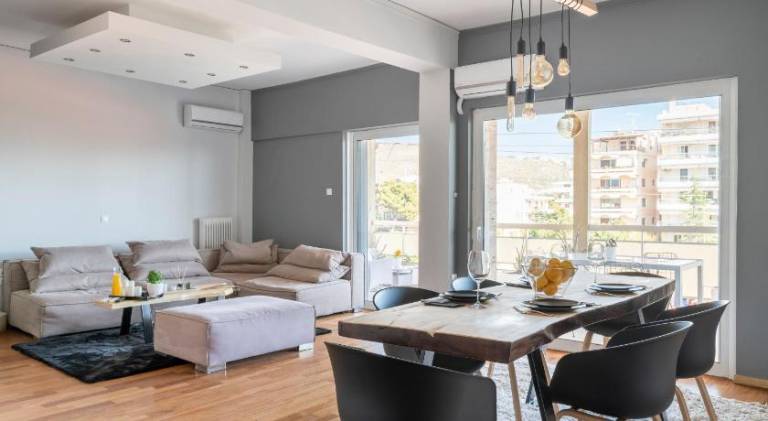 Rental apartment with jacuzzi in Glyfada