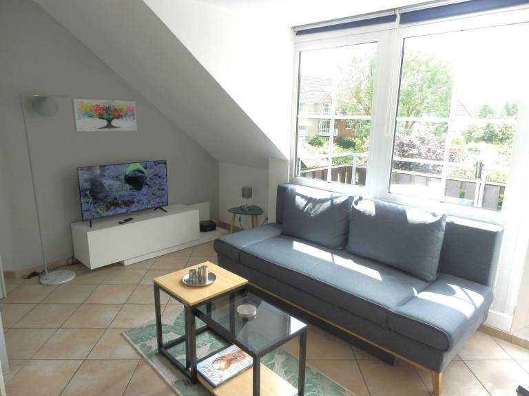 Charming holiday apartment with pool & yard | Close to the beach | Pets allowed — photo 3
