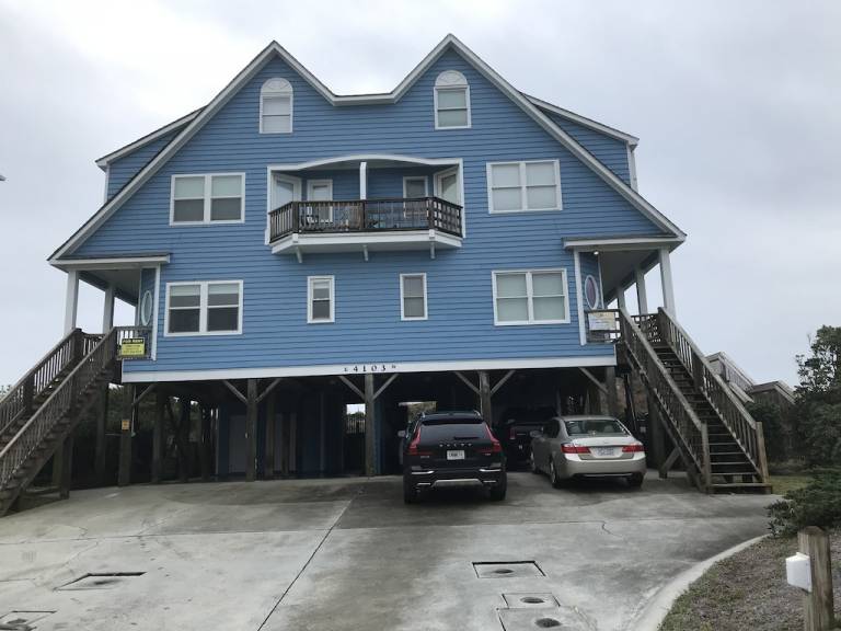 House Emerald Isle