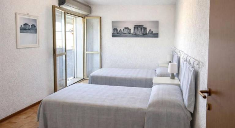 Holiday apartment with terrace — photo 5