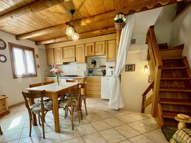 House with yard & terrace | Mountain view — photo 4