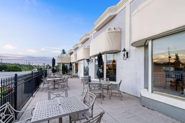 Best Western Plus Mariposa Inn & Conference Centre — photo 5