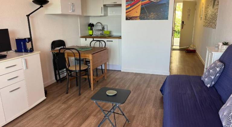 Rental apartment with hot tub & sauna in Banyuls-sur-Mer