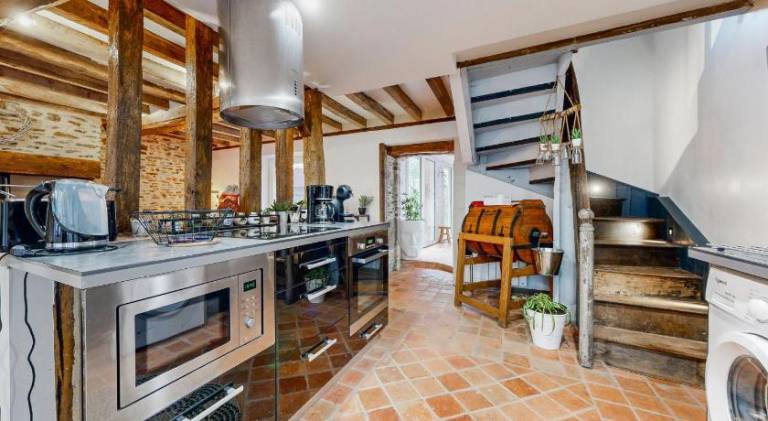 Vacation home with jacuzzi | Pet-friendly — photo 2