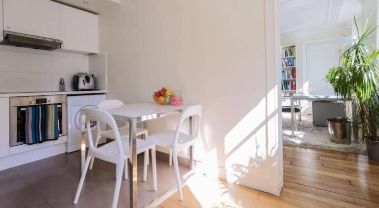 Rental apartment with 3 rooms for 5 persons — photo 4