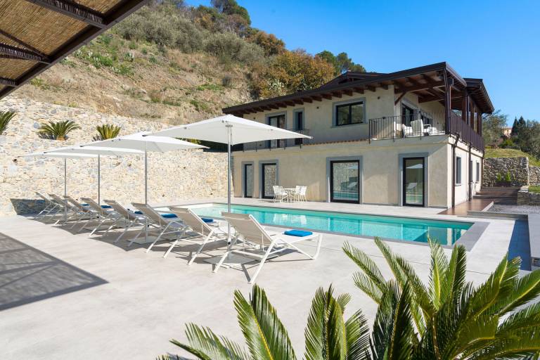 Villa Santa Teresa di Riva