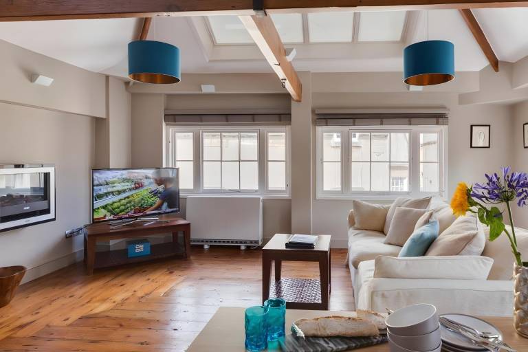 Nice rental apartment | Next to Roman Baths | Pets allowed in Bath